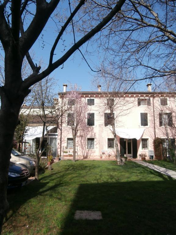 Bed And Breakfast Villa Franca Виллафранка-ди-Верона Номер фото