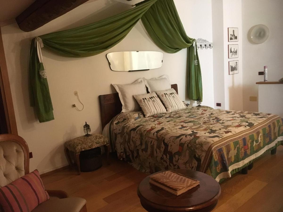 Bed And Breakfast Villa Franca Виллафранка-ди-Верона Экстерьер фото